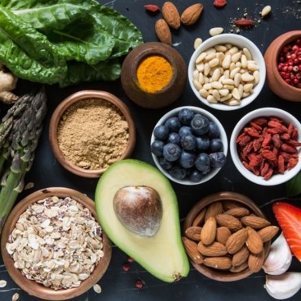 SAĞLIKLI MULTİVİTAMİN GIDA POLEN